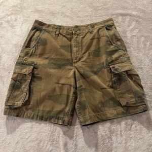 Vintage Y2K Tommy Hilfiger Camouflage Cargo Shorts Flag Logo Button Flap Pockets